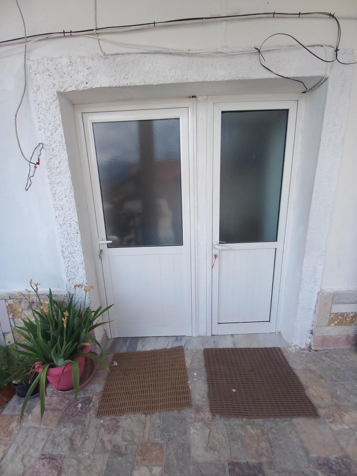 Aleko Guest House Gjirokaster Exterior photo