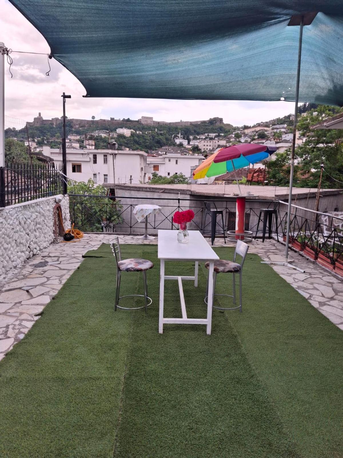 Aleko Guest House Gjirokaster Exterior photo