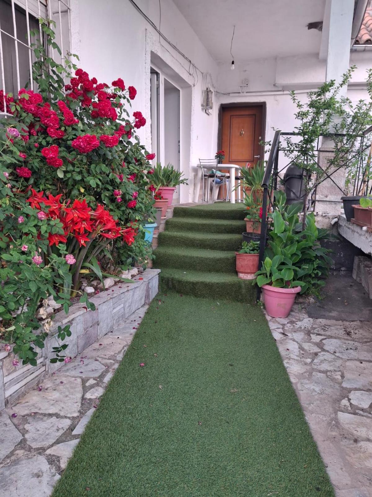 Aleko Guest House Gjirokaster Exterior photo